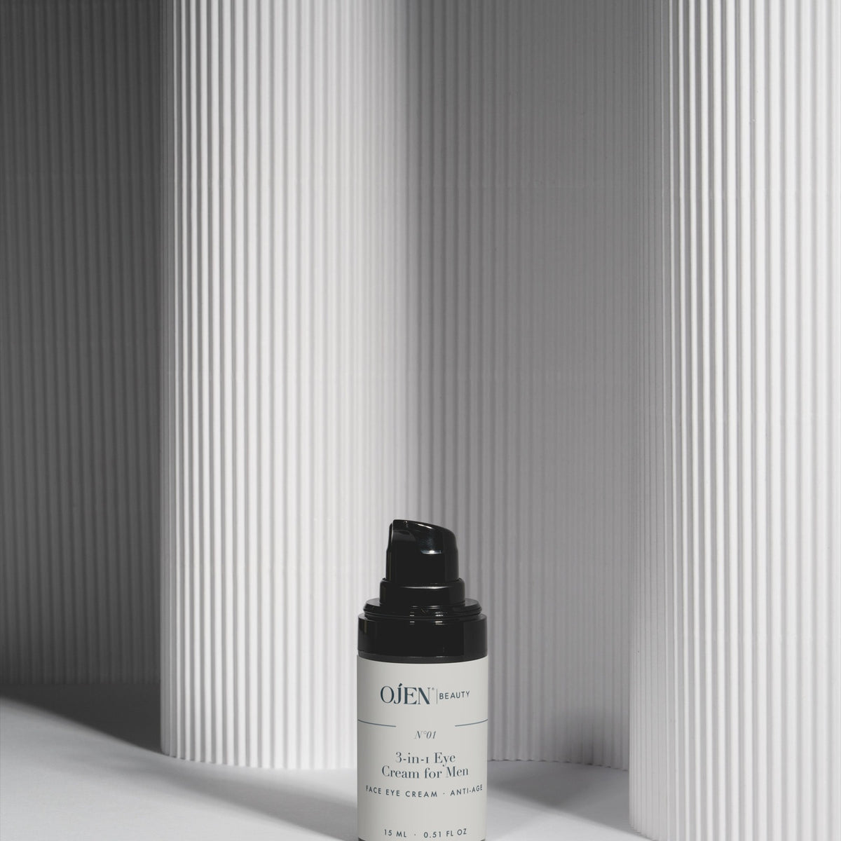 Ojen® N°1 3-in-1 Eye Cream for Men — in situ