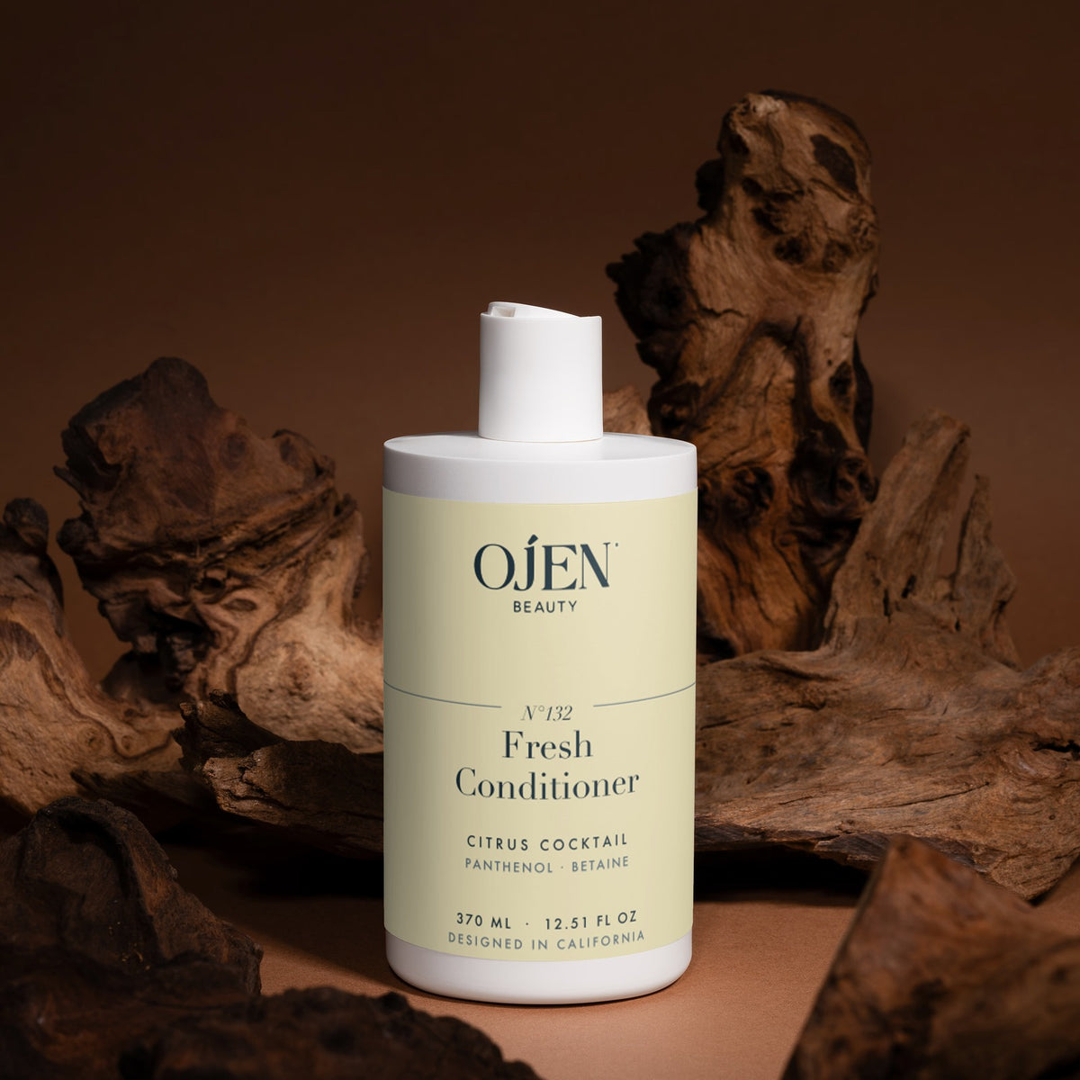 Ojen® N°132 Fresh Conditioner, Citrus Cocktail — in situ