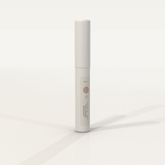 Ojen® N°83 Correcting Concealer, 15 Medium Cool — angled view